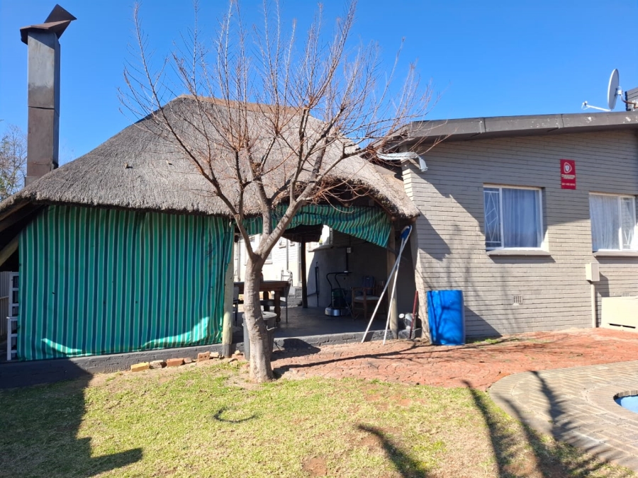 4 Bedroom Property for Sale in Hospitaalpark Free State